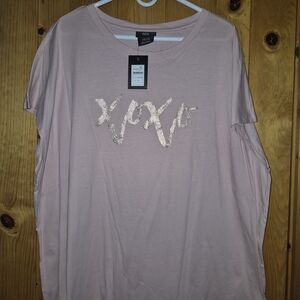 City Chic Light Pink Tee with Gold XOXO Detail
